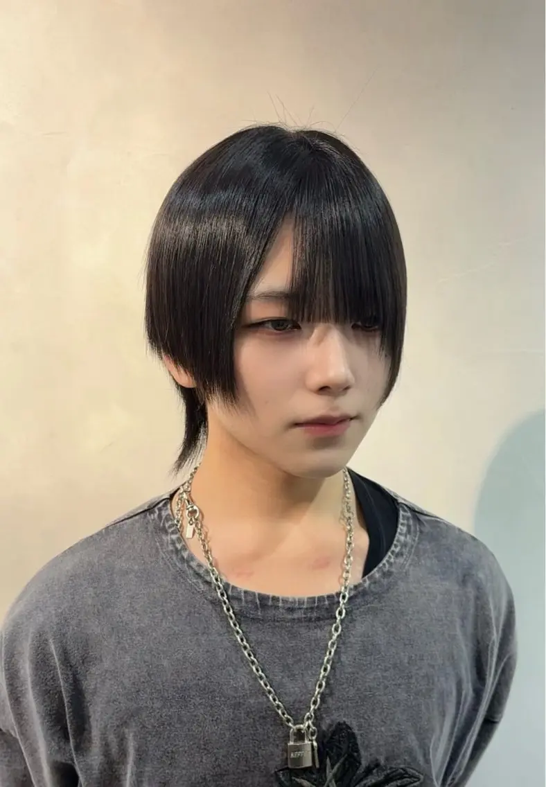 ショート メンズ メンズウルフカット ショートヘア ウルフカット 城川 ノアのヘアスタイル