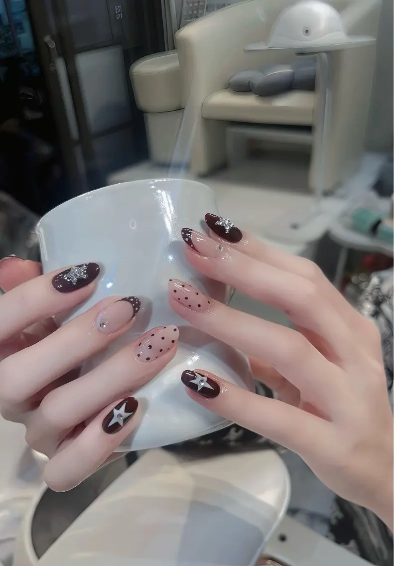 ネイル アートネイル フレンチネイル ジェルネイル 韓国ネイル 持ち込み ハンドネイル CHAIKO ANA.CHUOのネイルデザイン
