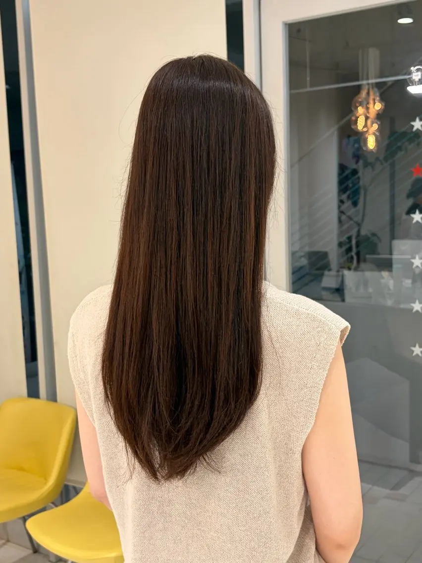 ロング カラー 黒川 恵莉のヘアスタイル