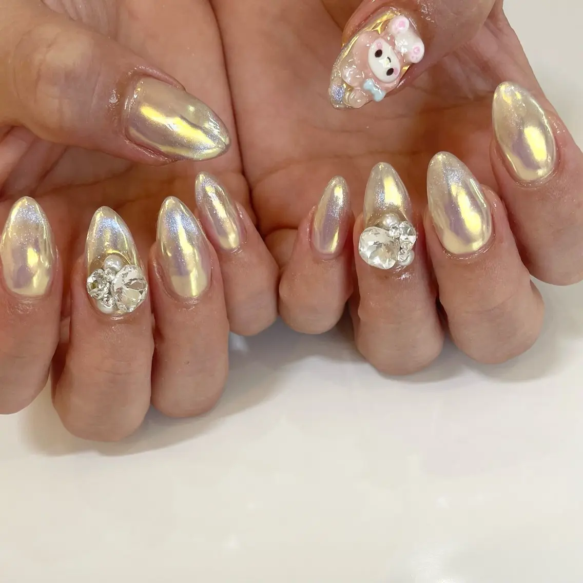 ネイル オーロラネイル マグネットネイル Nail Salon Gummi.のネイルデザイン