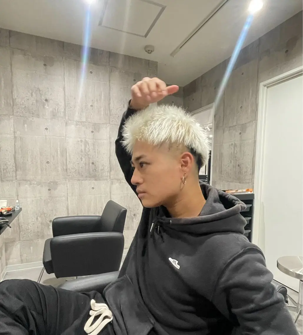 カラー メンズ 平尾 悠のヘアスタイル