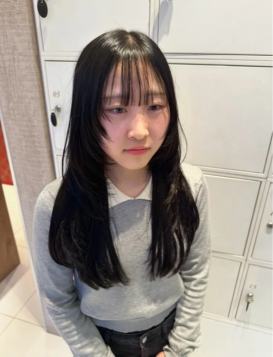 ロング レイヤーカット ロング ウルフカット ウルフレイヤー カット 御舩 青衣のヘアスタイル
