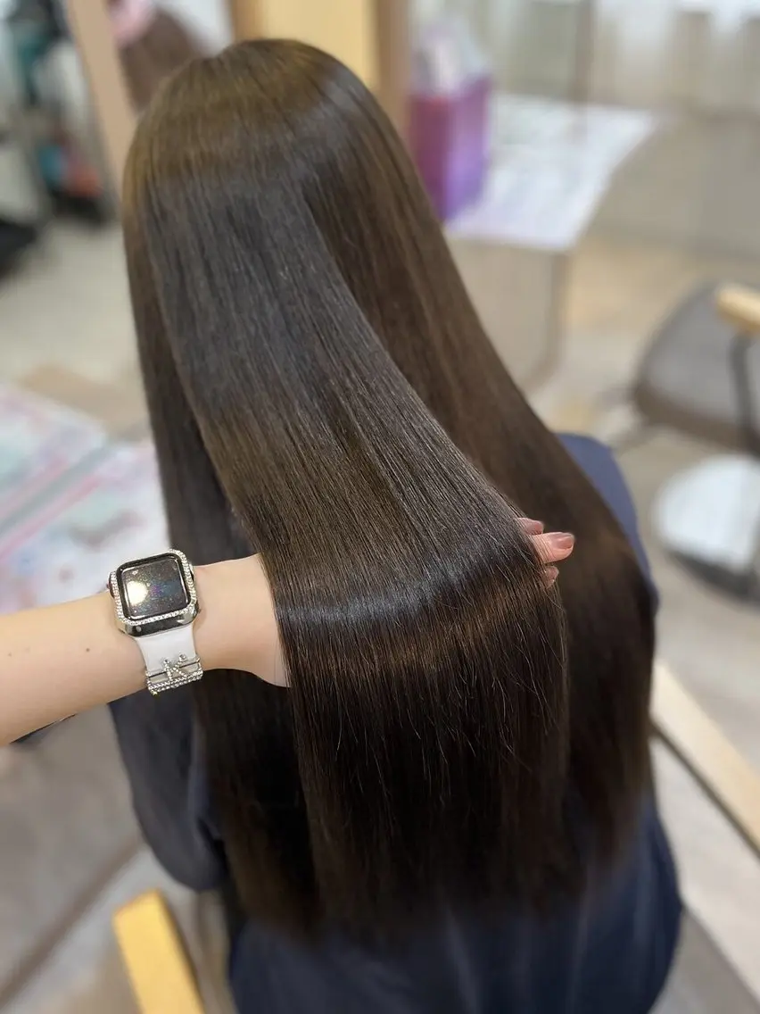 ロング カラー ヘアアレンジ 遠山 陽愛のその他イメージ