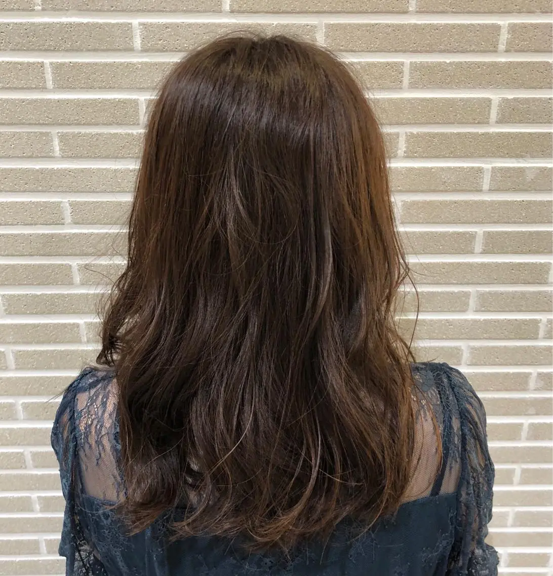 
![ロング カラー ヘアアレンジ カット ヘアカラー トリートメント 山北 咲子のヘアスタイル