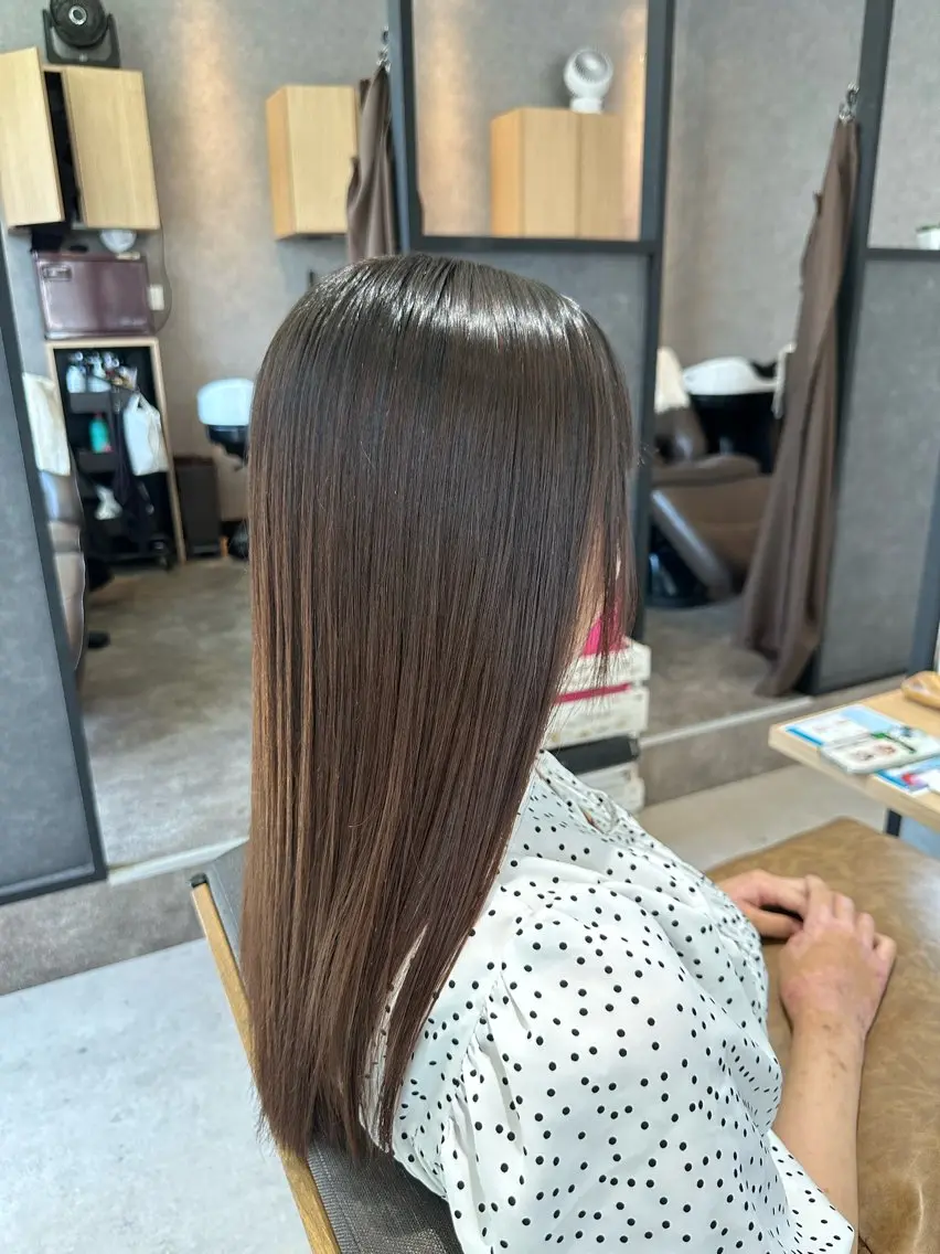 セミロング 🫧のばた /クム川越🫧のヘアスタイル