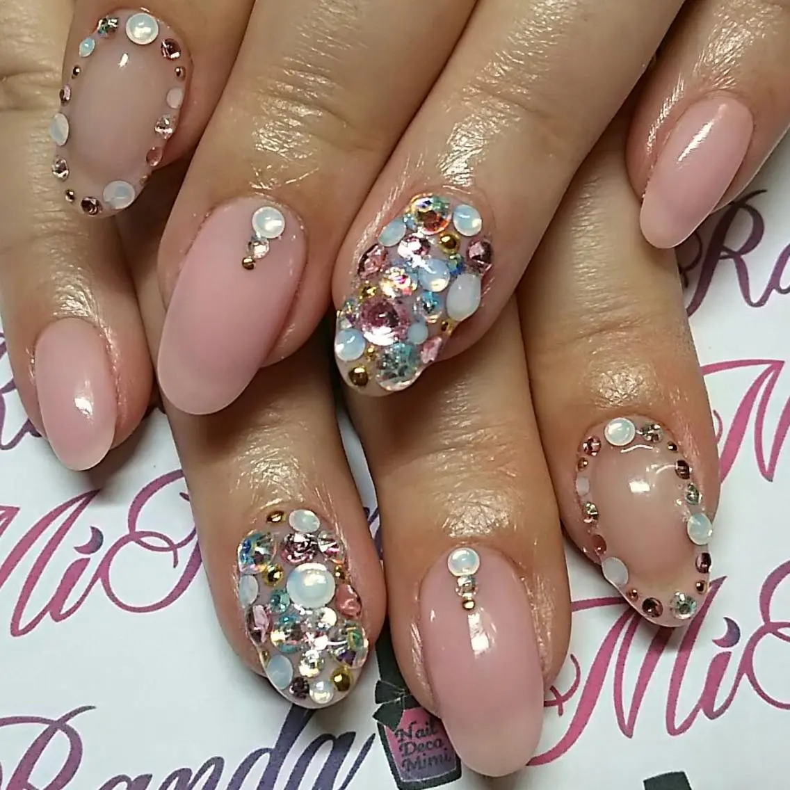 ネイル MiRanda 保坂 舞のネイルデザイン