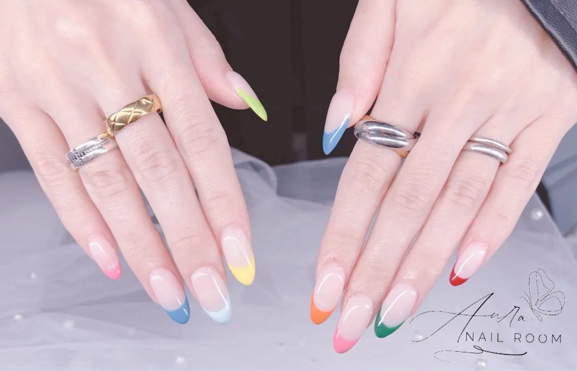 ネイル フレンチネイル Aura Nail Roomのネイルデザイン