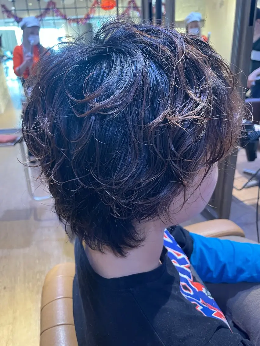 ショート パーマ ショートヘア ウルフカット モードケイズ塚口 河野髪質改善ioLuのヘアスタイル