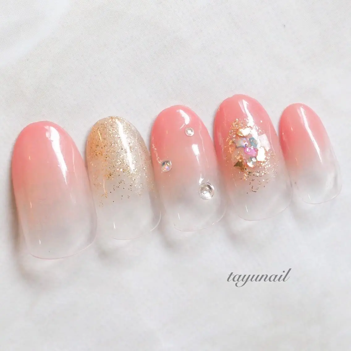 ネイル アートネイル ジェルネイル グラデーション ニュアンスネイル ワンカラーネイル ハンドネイル ネイルサロン 【たゆnail】のネイルデザイン