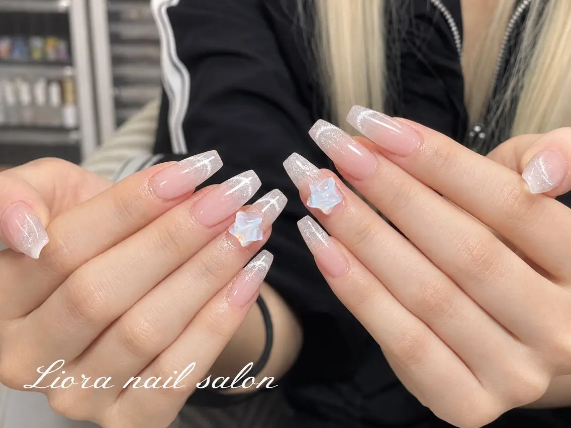 ネイル チークネイル フットネイル フレンチネイル ジェルネイル ガーリー ハンドネイル Liora nailのネイルデザイン