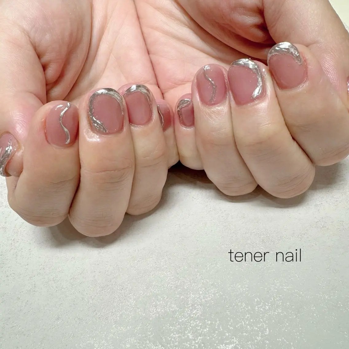 ネイル ピンク シルバー ハンドネイル テネルネイル tener nailのネイルデザイン
