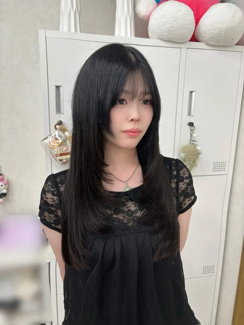 〖特別クーポン〗カラー+レイヤーカット+エクステ60本の写真