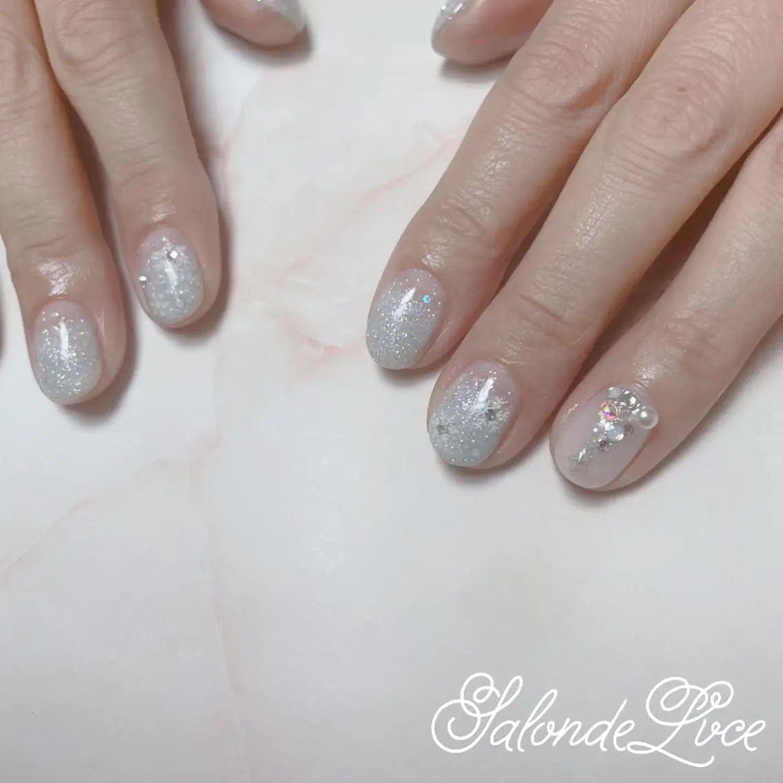 ネイル キラキラネイル Salon de Luceのネイルデザイン
