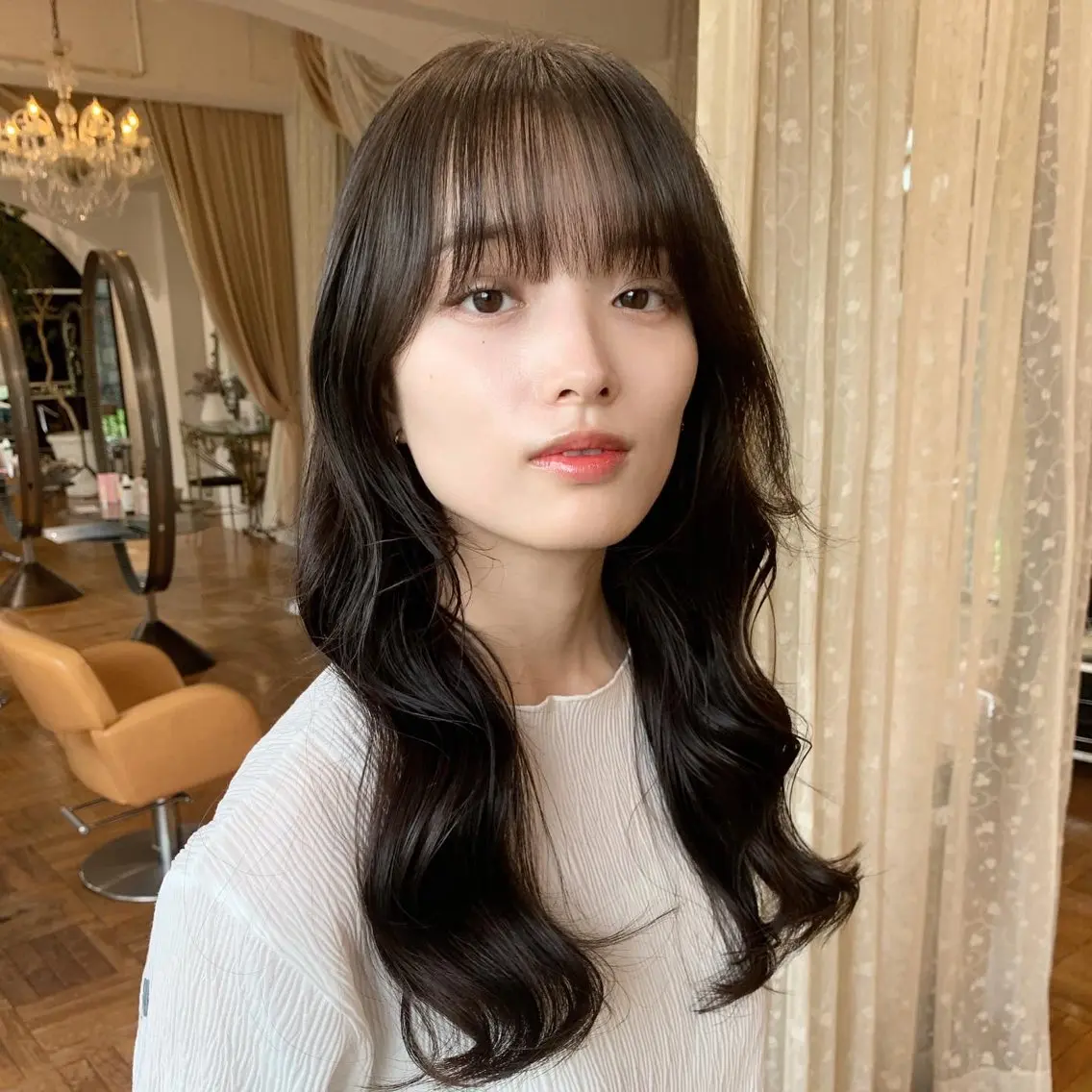 セミロング カラー 透明感カラー くびれヘア 髪質改善 韓国風ヘア サイドバング カット ヘアカラー トリートメント ☀️朝５分で決まる ショート/廣瀬隆志のヘアスタイル