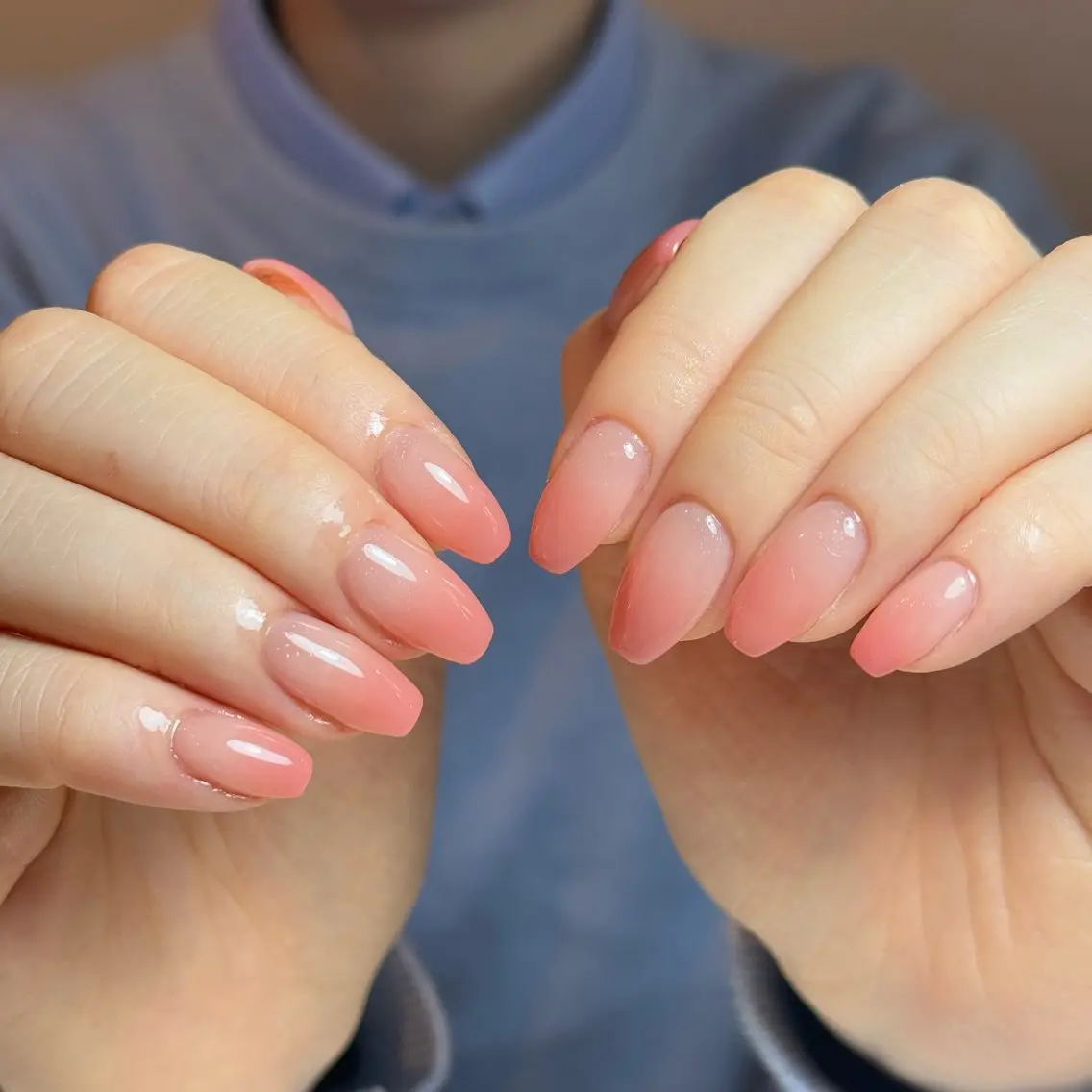 ネイル チークネイル フレンチネイル グラデーション キラキラネイル 韓国ネイル ハンドネイル Risa_ Nailのネイルデザイン