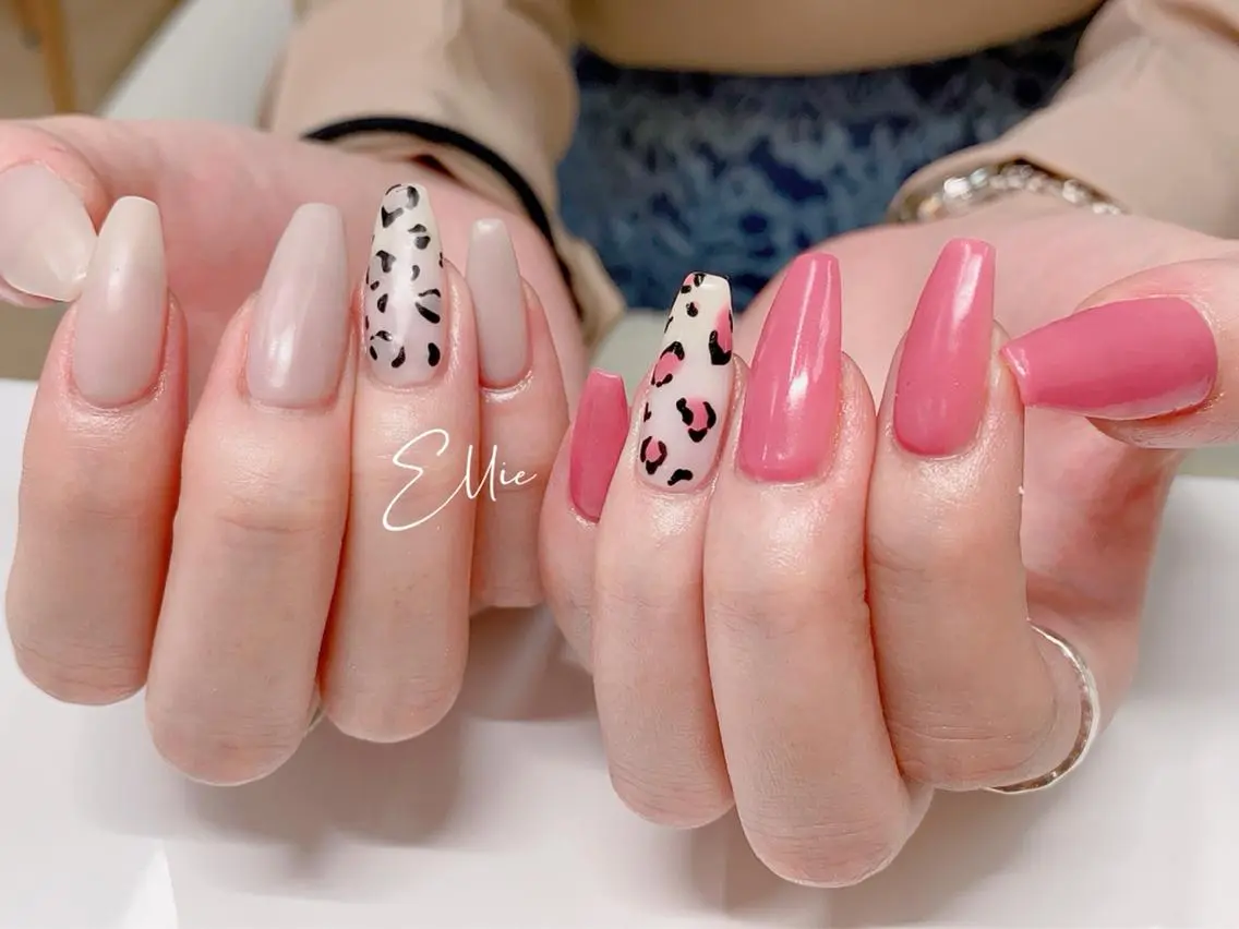 ネイル ハンドネイル ハンドケア 閨匠ビューティサロン 新橋店♡Ellieのネイルデザイン