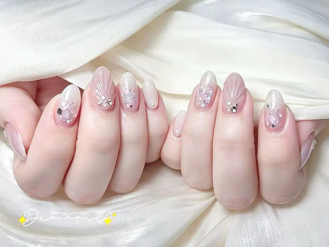 ネイル フットネイル 韓国ネイル レース マグネットネイル ニュアンスネイル ハンドネイル Dia nail サロンのネイルデザイン