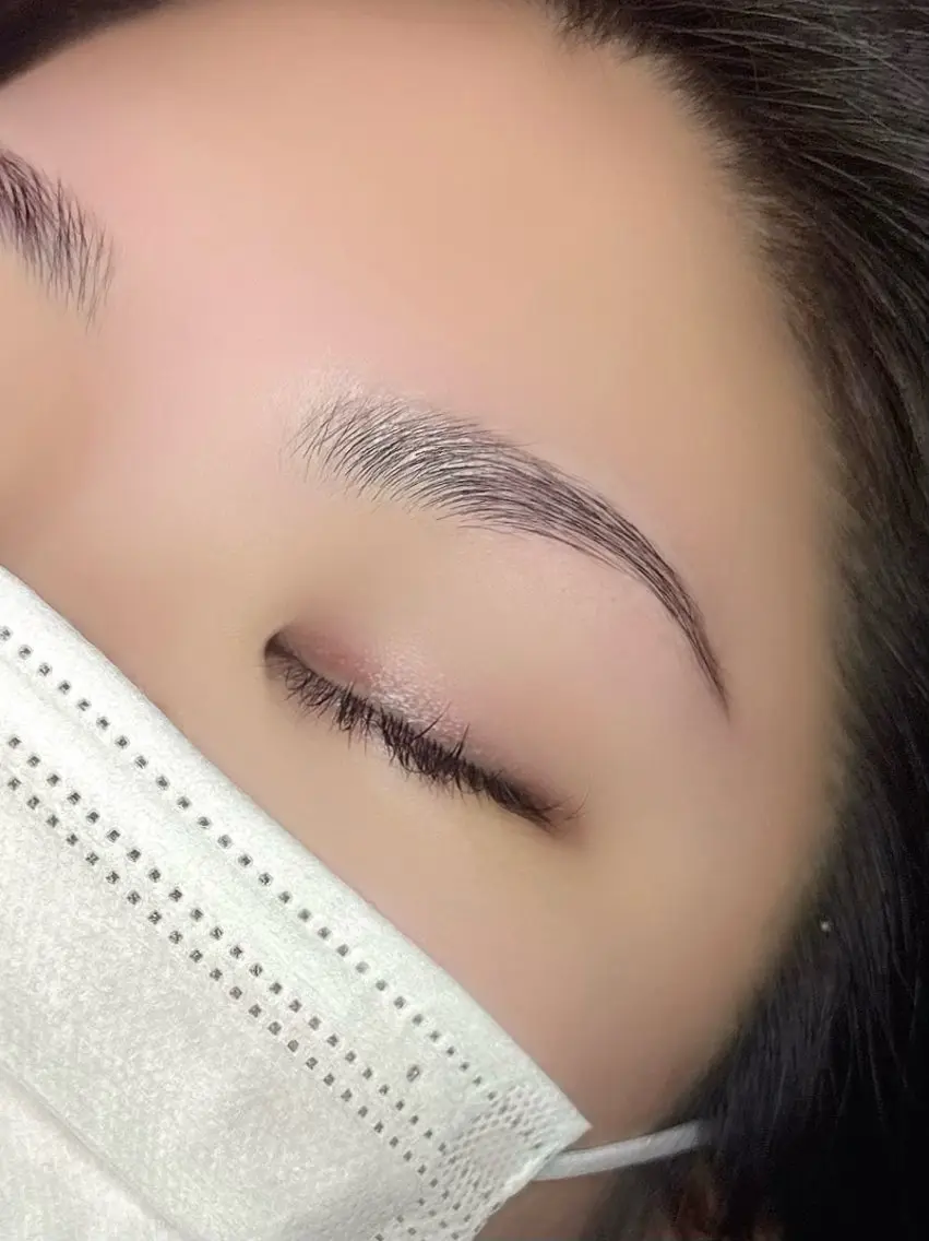 アイブロウ ワックス脱毛 眉カット その他(アイブロウ) salon lady_goのエステ・リラクイメージ