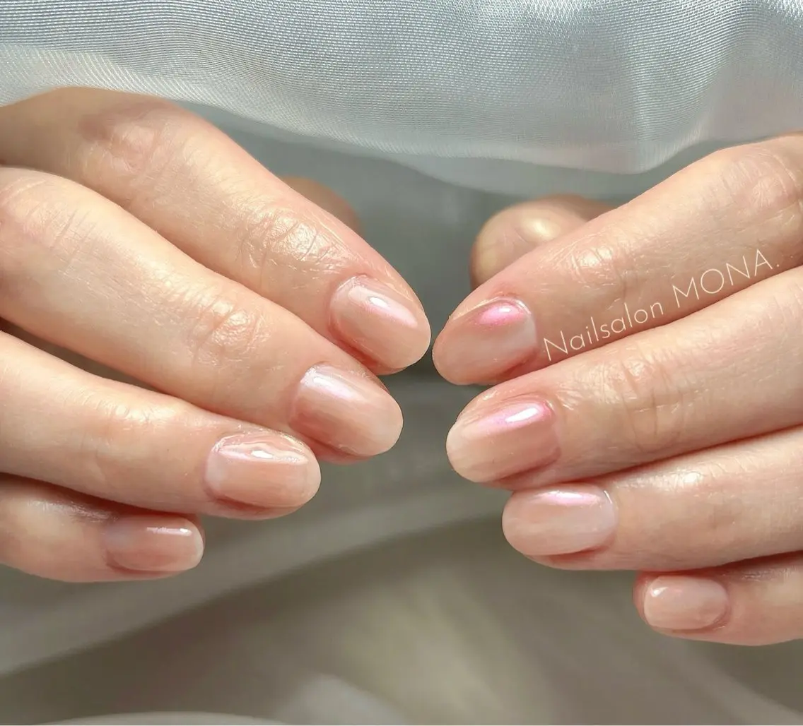 ネイル オーロラネイル ニュアンスネイル ピンク フットネイル Nailsalon MONA.のネイルデザイン