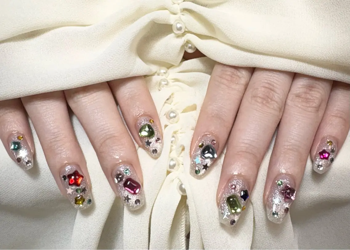ネイル キラキラネイル マグネットネイル ハンドネイル ✨韓国✨nail salonLumieのネイルデザイン