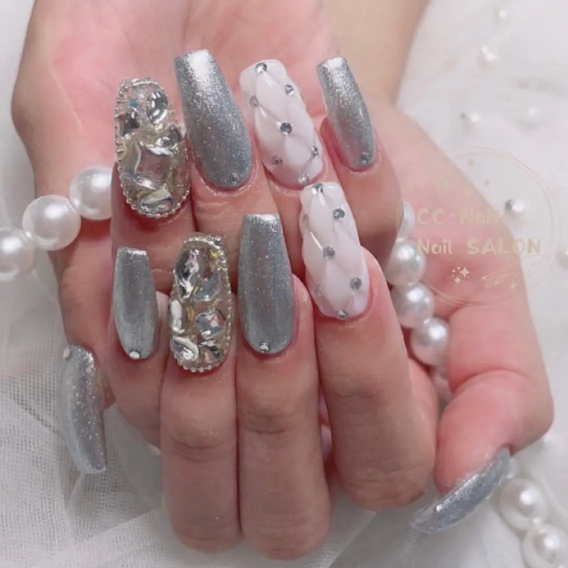 ネイル チークネイル フラッシュネイル ハート キラキラネイル 韓国ネイル ハンドネイル 💎CC・NaNa 韓国風ネイル🌙Cのネイルデザイン