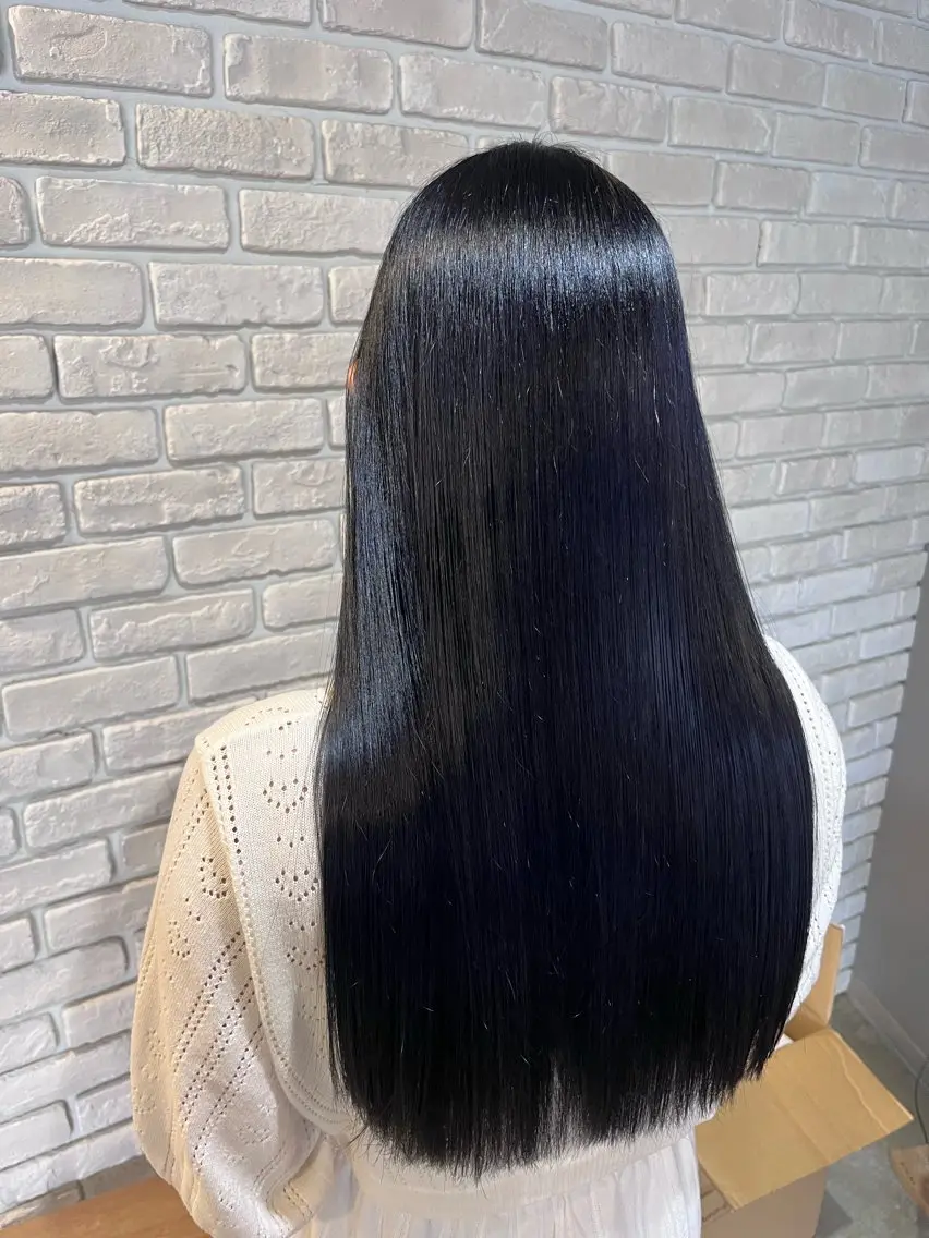 ロング カット ヘアカラー ひかる 🌀のヘアスタイル