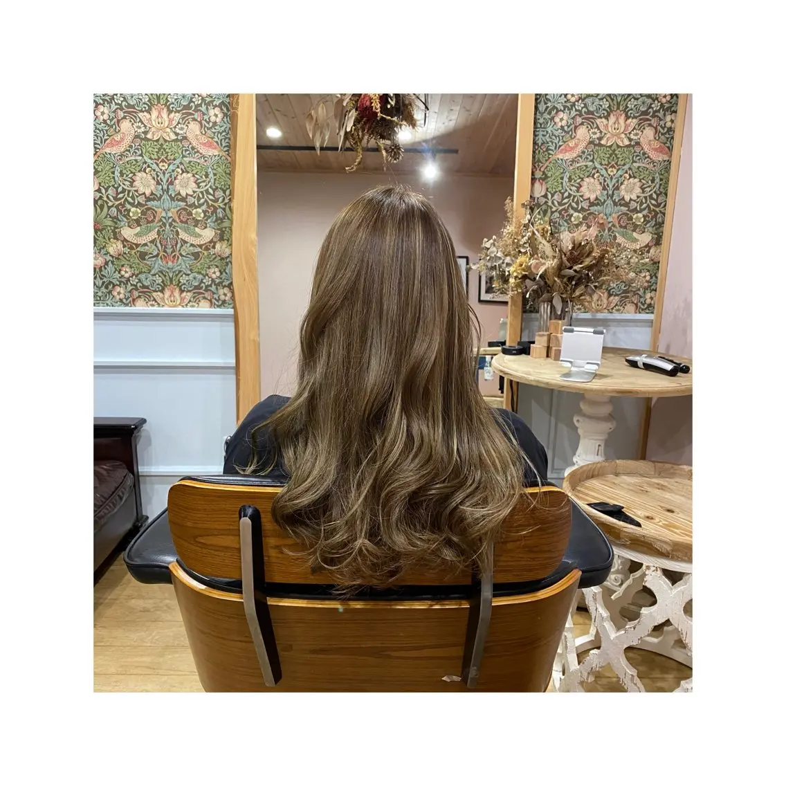 カラー Asuka Mabuchiのヘアスタイル