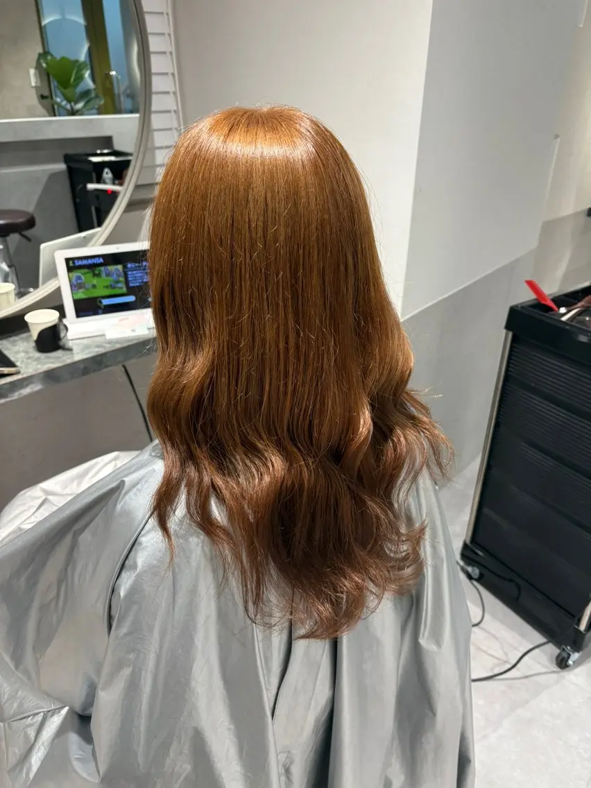 ロング カラー ベージュカラー ブリーチ ブリーチなしカラー 学生 トリートメント ヘアカラー 仙台/ベージュ／ 艶カラー／三宅空翔のヘアスタイル