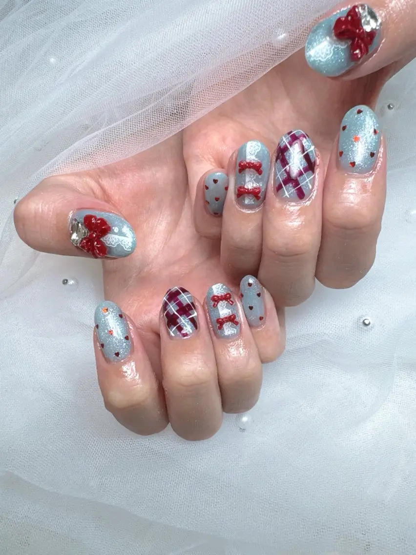 ネイル 持ち込み ハンドネイル Queeens nailのネイルデザイン