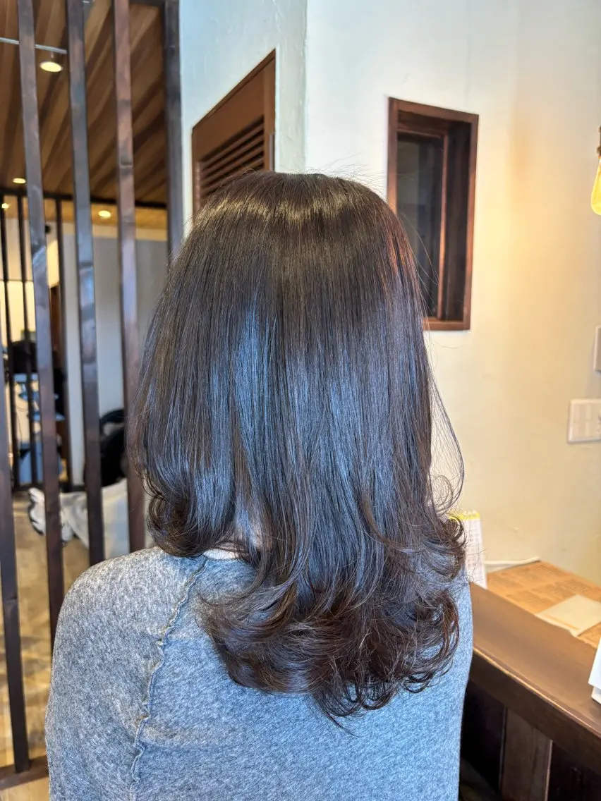 セミロング ヘアカラー トリートメント 渡辺 桃花のヘアスタイル