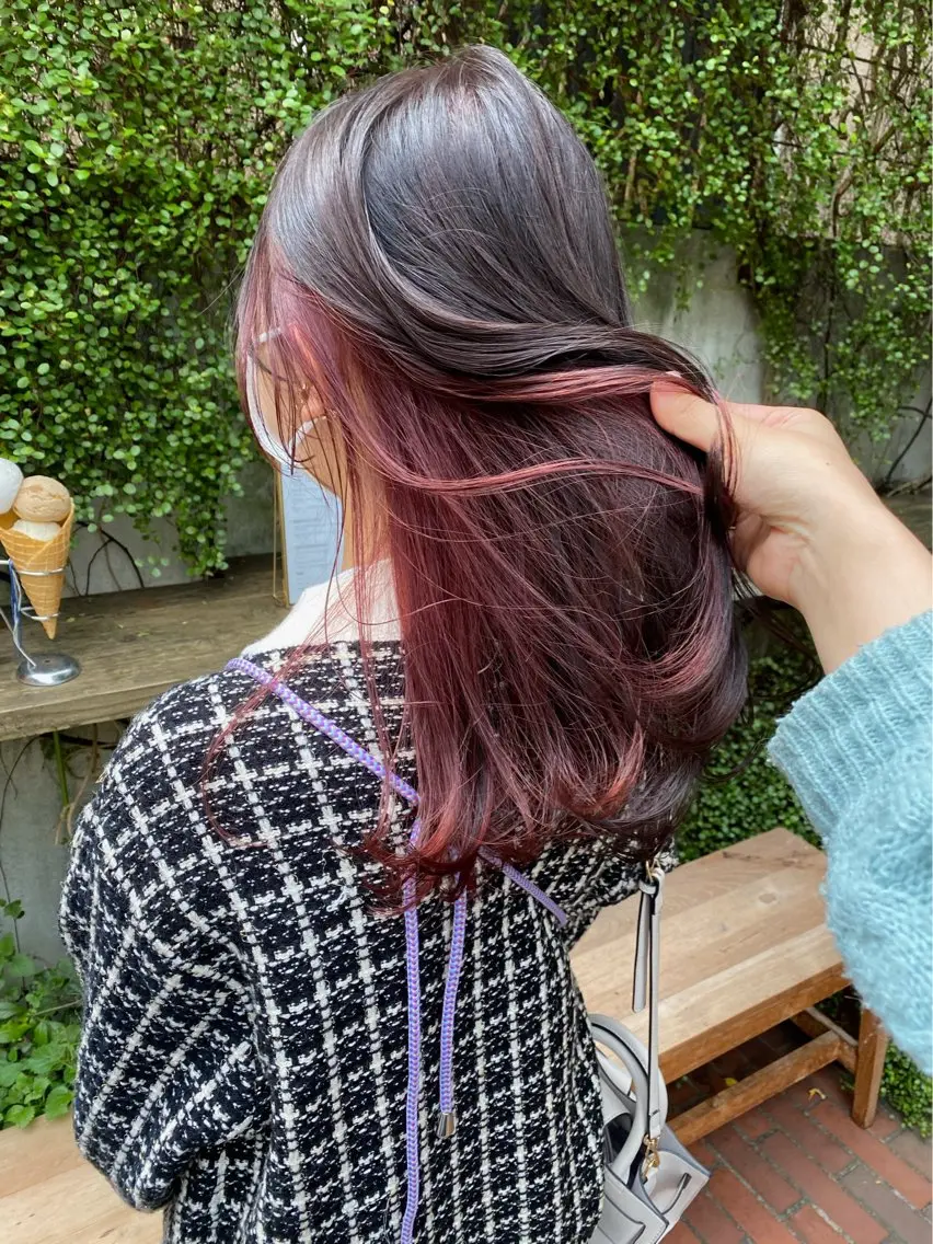 🌷 ミニモ学割 🌷 【似合わせカット+インナーWカラー+4stepトリートメント】の写真