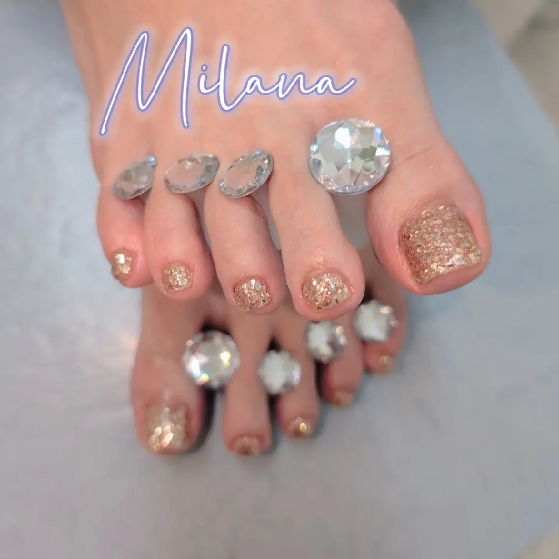 ネイル フットネイル ワンカラーネイル フットネイル Milana 川瀬のネイルデザイン