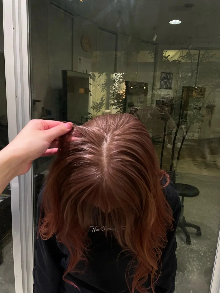 カラー ヘアカラー 尾﨑 ひよりのヘアスタイル