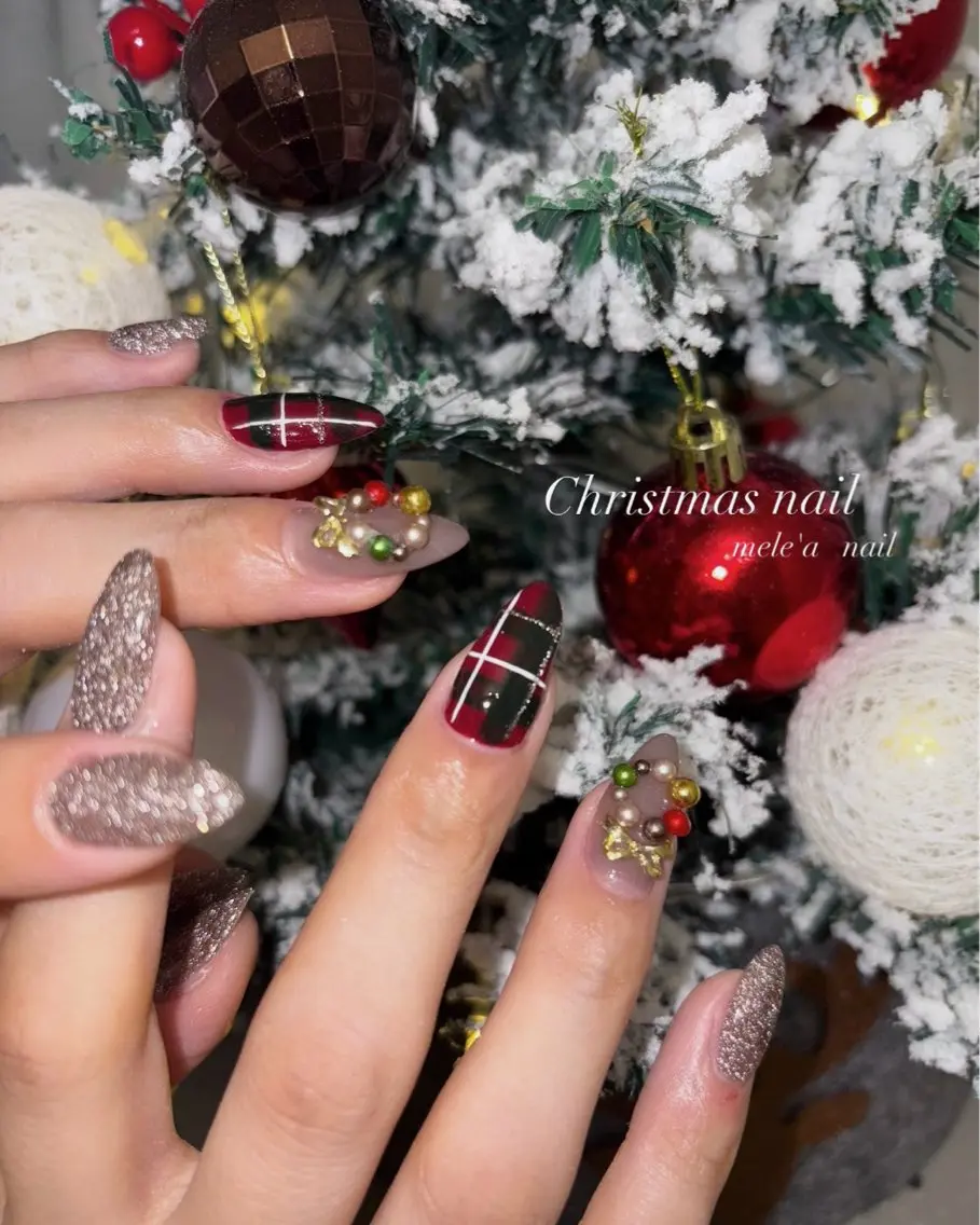 ネイル フラッシュネイル 冬ネイル クリスマス miho meléanailのネイルデザイン