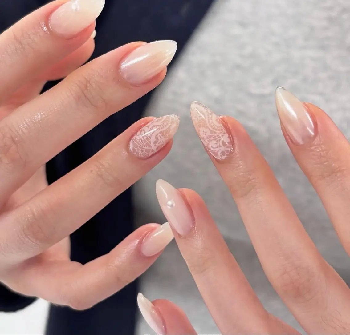 ネイル アートネイル ジェルネイル 持ち込み パラジェル ストーンネイル ハンドネイル NiJi Nailsのネイルデザイン