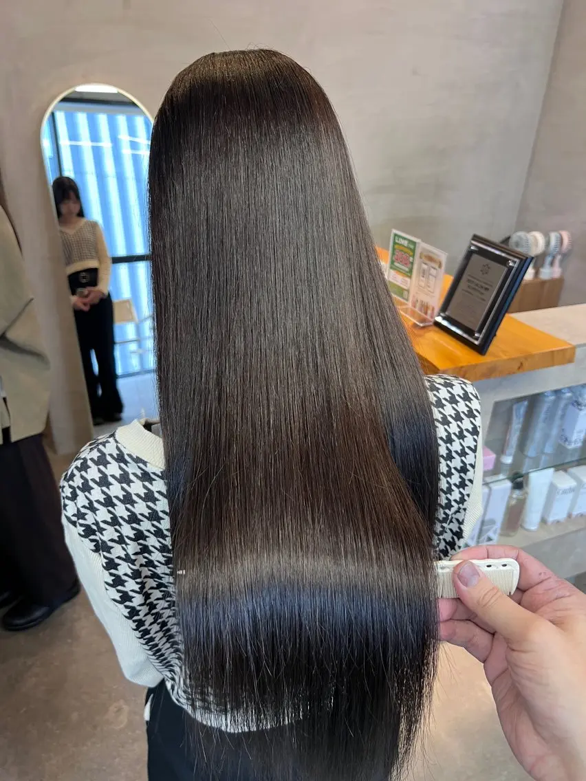 ロング カラー カット ヘアカラー トリートメント 透明感カラー/カット Zina池袋 千葉のヘアスタイル