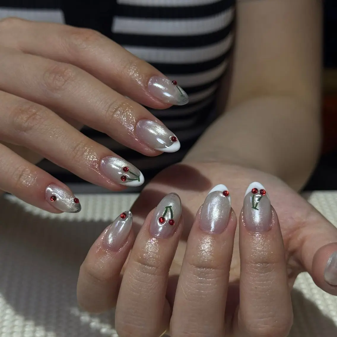 ネイル ハンドネイル HIN NAILのネイルデザイン