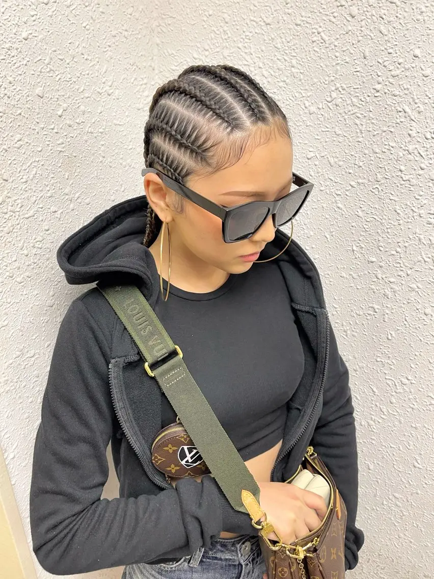 女性限定✂︎ コーンロウ 8本の写真