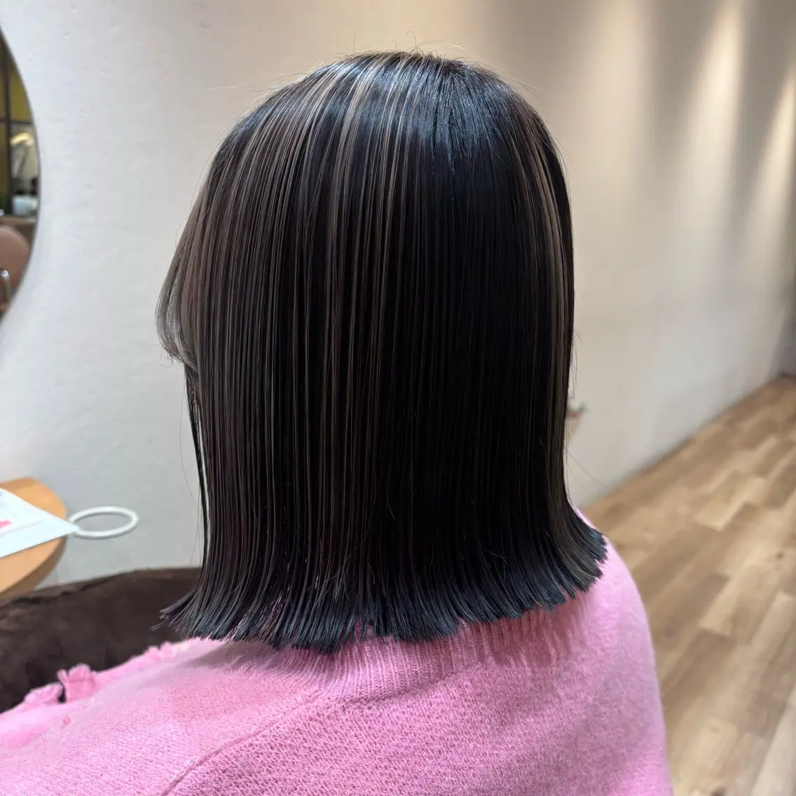 ミディアム 切りっぱなしボブ ボブ 小西 七菜子のヘアスタイル