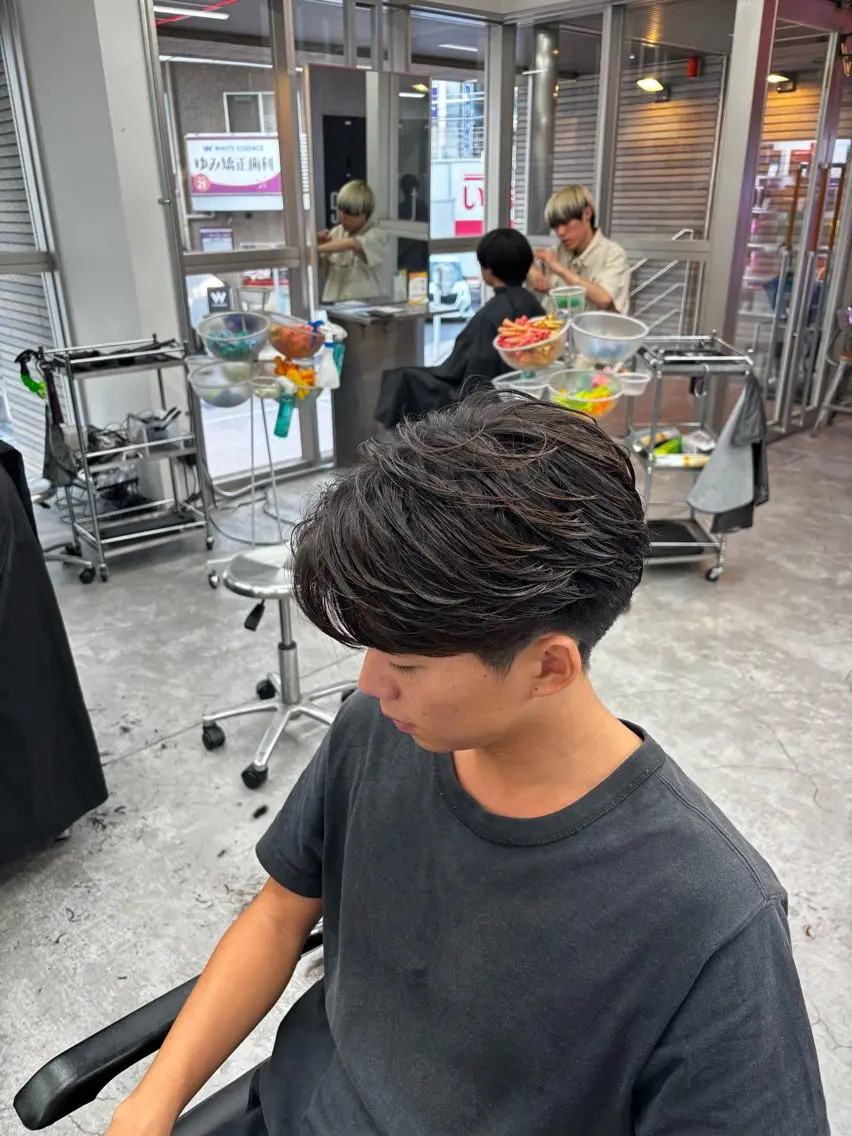 パーマ メンズ カット パーマ メンズ特化✨️ 韓国風パーマ🔥一八のヘアスタイル
