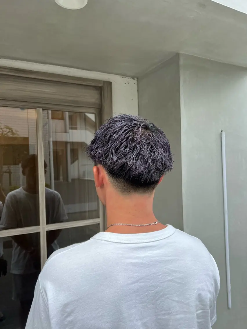 ショート パーマ メンズ ひがし はるなのヘアスタイル