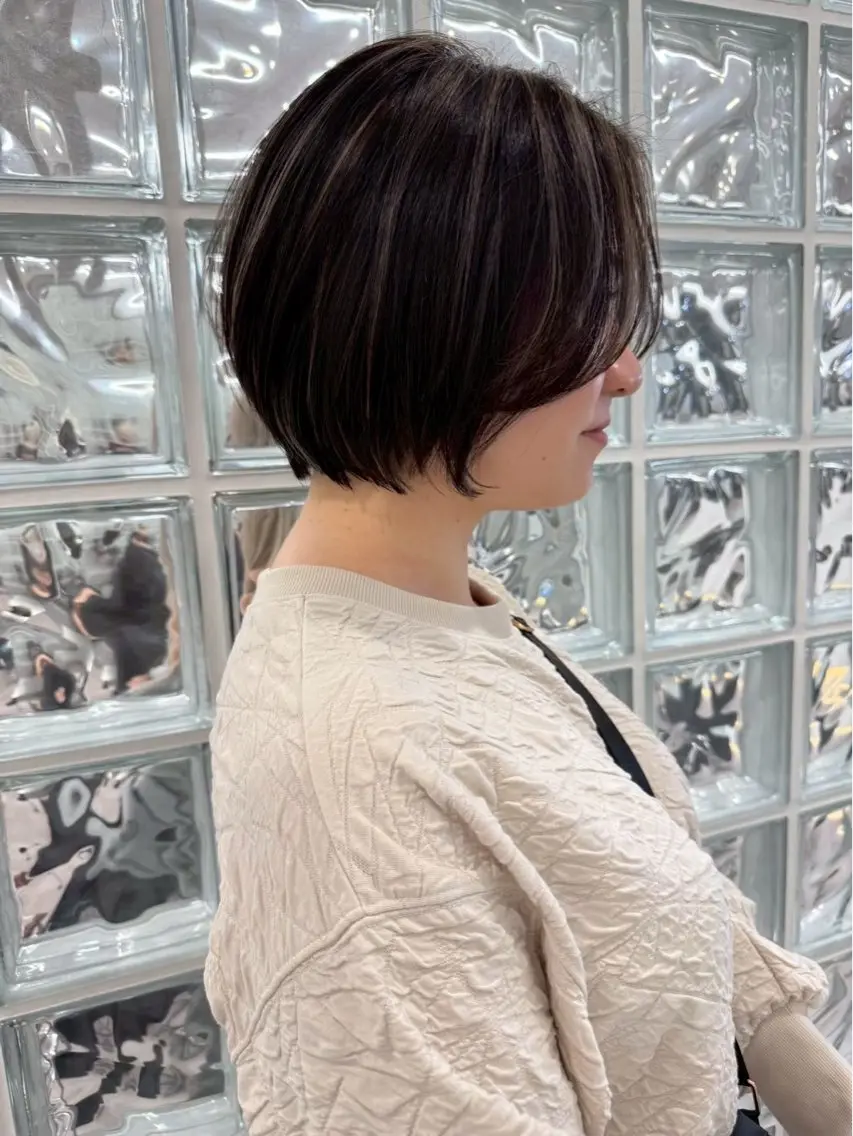 ショート ブリーチなしダブル ブリーチカラー優海のヘアスタイル