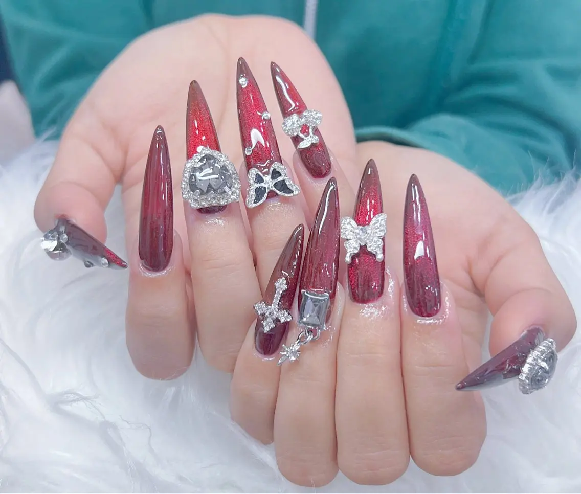 ネイル アートネイル オーロラネイル チークネイル 長さ出し フットネイル Miya _nailのネイルデザイン