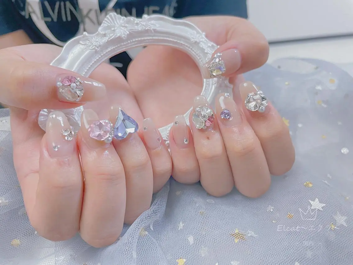ネイル ハンドネイル ネイルサロンエクラ 🫧Shizukaのネイルデザイン