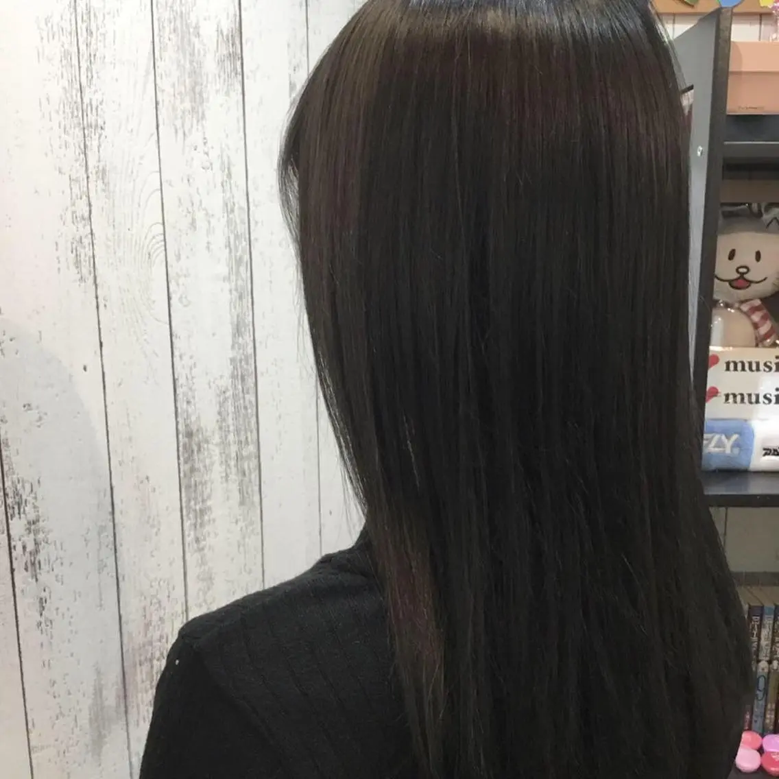 セミロング カラー パーマ embrace エンブレイスのヘアスタイル