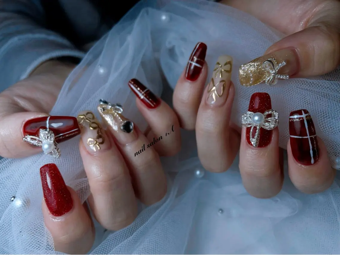 ロング クリスマス ハンドネイル Nail Salon +Aのネイルデザイン