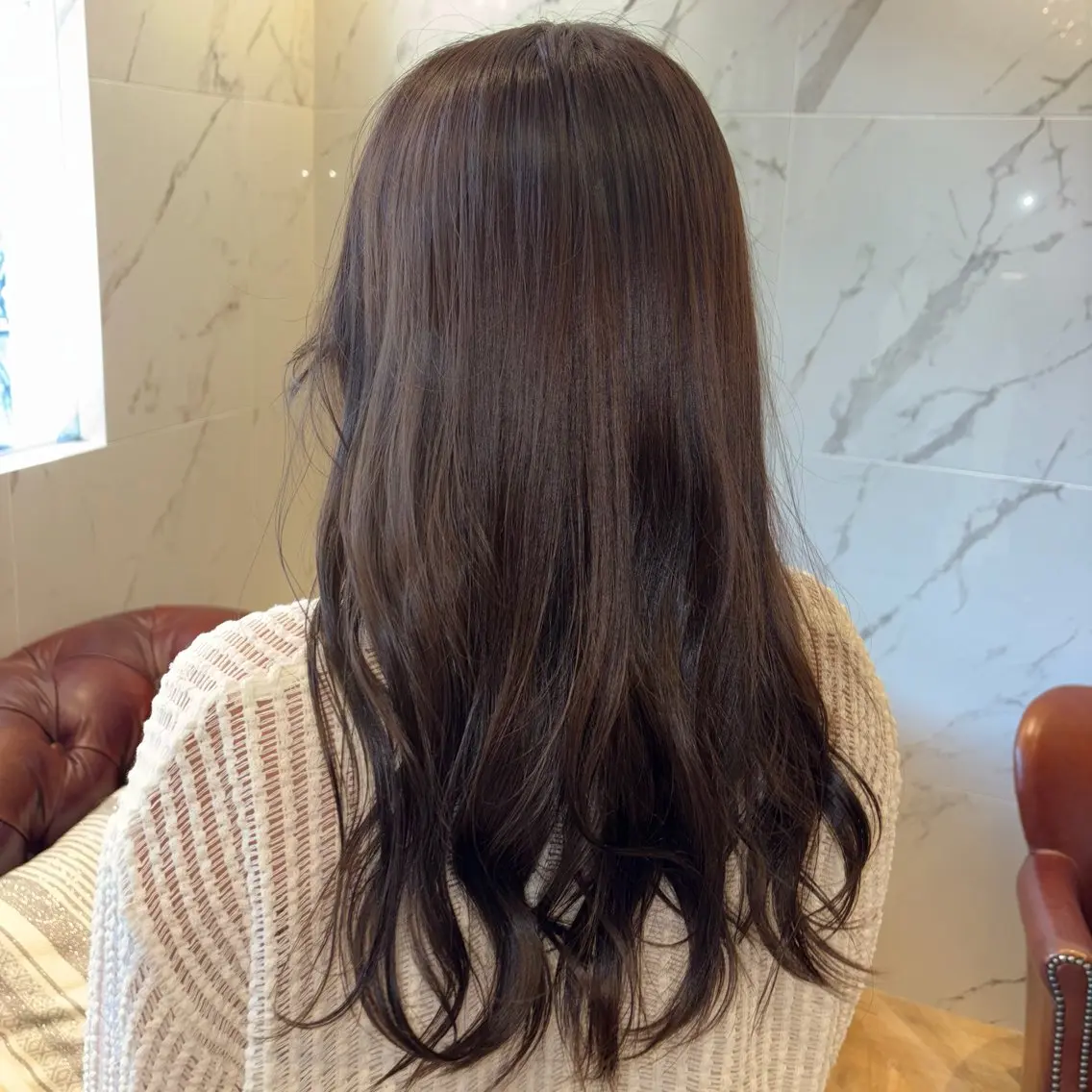 ロング ヘアカラー 濱本 栞名のヘアスタイル