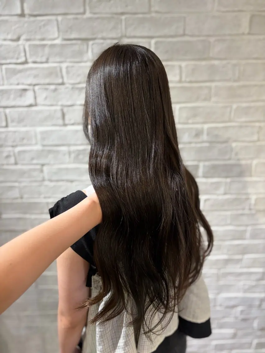 ロング ヘアカラー 彩菜/透明感艶カラー /赤み消しカラーのヘアスタイル