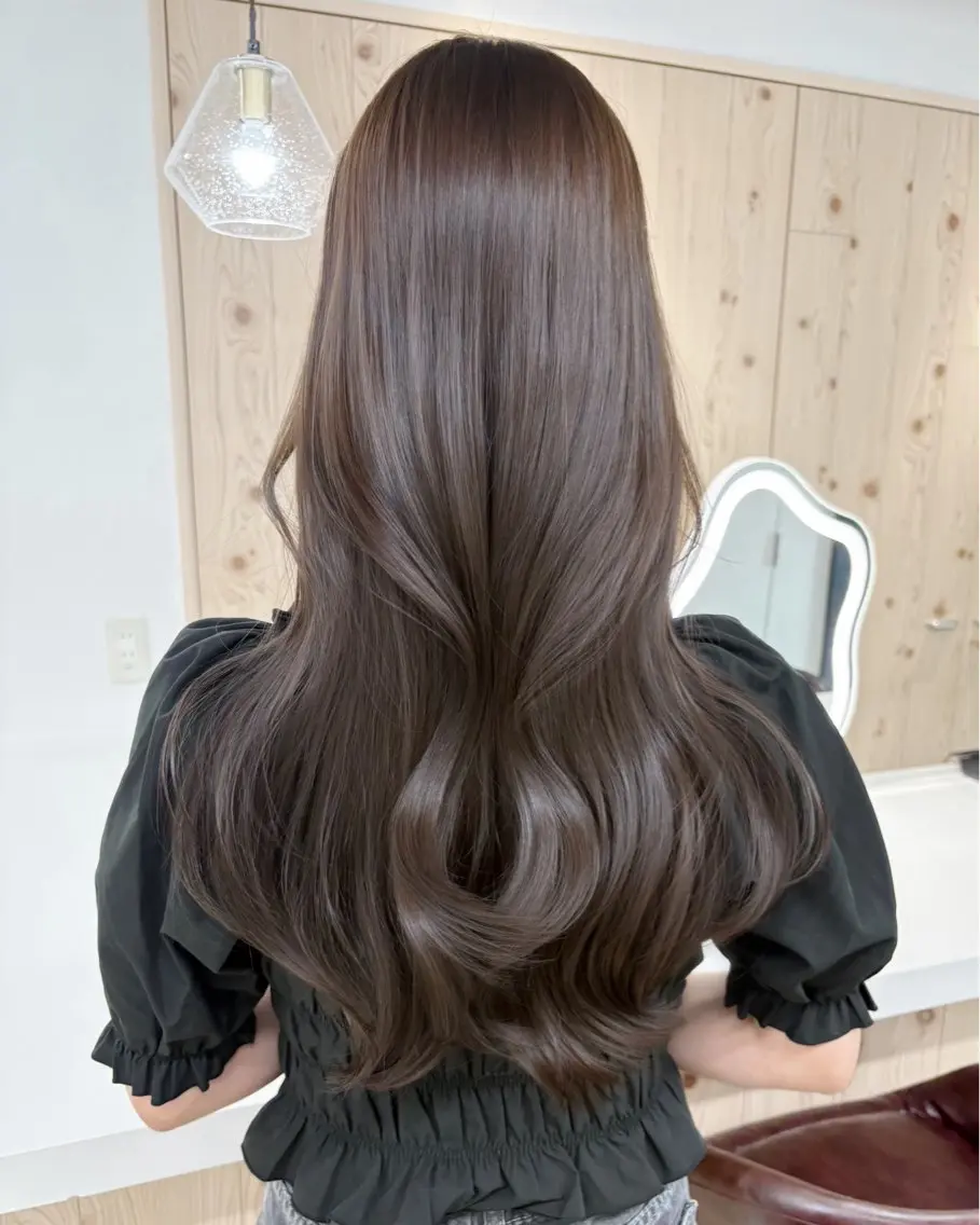 ロング カラー カット ヘアカラー トリートメント ヘアセット 新宿/韓国ヘア/ 髪質改善ストレートのヘアスタイル