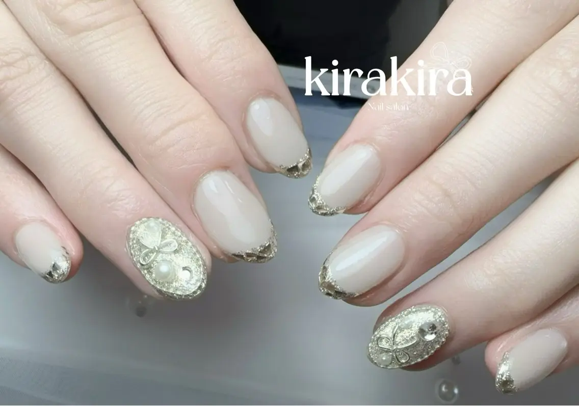 ネイル フットネイル フレンチネイル ガラスフレンチ キラキラネイル シンプルネイル Kirakira Nail salonのネイルデザイン